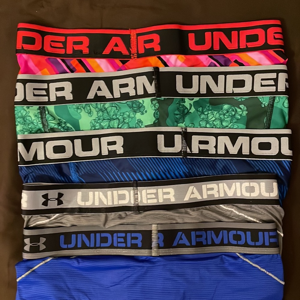 Under Armor men’s briefs (5). New without tags. i - Picture 2 of 2